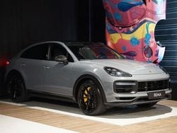 Grau Gebraucht 2022 Porsche Cayenne Turbo GT SUV | 124.980 €