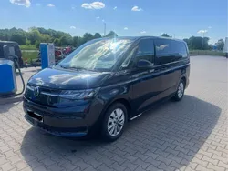 Blau Gebraucht 2023 VW T7 Van | 49.990 € (Guter Preis)