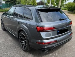 Grau Gebraucht 2023 Audi Q7 S-Line SUV | 65.777 € (Superpreis)