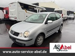 Silber Gebraucht 2002 VW Polo Comfortline Limousine | 489 € (Superpreis)