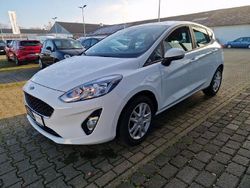 Weiß Gebraucht 2019 Ford Fiesta Cool & Connect Limousine | 10.695 € (Fairer Preis)