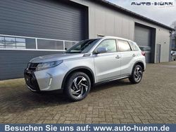Silky silver metallic Neu 2025 Suzuki Vitara Comfort+ SUV | 24.490 € (Fairer Preis)