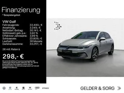 Ivory silver metallic Gebraucht 2024 VW Golf VIII Move Limousine | 33.490 € (Teuer)