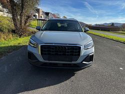 Grau Gebraucht 2021 Audi Q2 SUV | 18.400 € (Guter Preis)