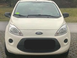 Weiß Gebraucht 2012 Ford Ka Ambiente Kleinwagen | 3.800 € (Etwas zu teuer)
