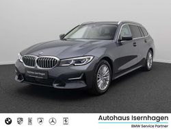 Grau Gebraucht 2022 BMW 320 Luxury Line Kombi | 24.499 € (Fairer Preis)