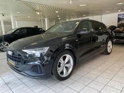 Schwarz Gebraucht 2020 Audi Q8 S-Line SUV | 45.950 € (Guter Preis)