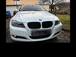 Weiß Gebraucht 2010 BMW 320 Kombi | 7.450 € (Etwas zu teuer)
