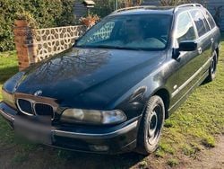 Schwarz Gebraucht 1998 BMW 523 Kombi | 1.000 € (Superpreis)