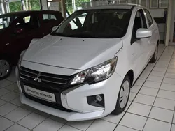 Titanweiß Neu 2025 Mitsubishi Space Star Plus Limousine | 15.490 €