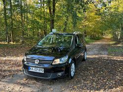 Schwarz Gebraucht 2013 VW Touran Highline Van / Kleinbus | 7.500 € (Etwas zu teuer)