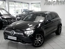 Obsidianschwarz Gebraucht 2021 Mercedes GLC300e SUV | 48.980 € (Teuer)