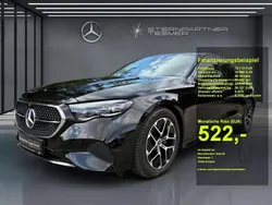 Schwarz Gebraucht 2023 Mercedes E220 Limousine | 48.450 € (Guter Preis)
