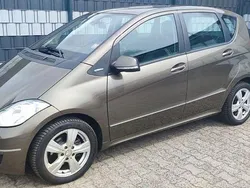 Braun Gebraucht 2012 Mercedes A160 Limousine | 5.550 € (Superpreis)