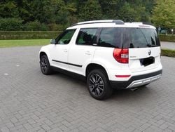 Weiß Gebraucht 2014 Skoda Yeti Adventure SUV | 10.450 € (Guter Preis)