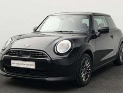 Schwarz Gebraucht 2024 Mini Cooper Classic Kleinwagen | 29.230 € (Etwas zu teuer)