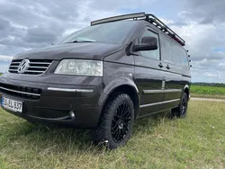 Braun Gebraucht 2008 VW T5 Highline Van | 13.800 € (Guter Preis)