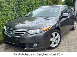 Grau Gebraucht 2009 Honda Accord Executive Limousine | 11.950 € (Etwas zu teuer)