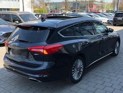 Blau Gebraucht 2020 Ford Focus Vignale Kombi | 16.999 € (Fairer Preis)