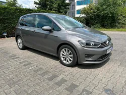 Grau Gebraucht 2016 VW Golf Sportsvan Van / Kleinbus | 12.300 € (Fairer Preis)