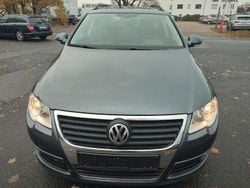 Grau Gebraucht 2010 VW Passat Comfortline Limousine | 3.290 € (Guter Preis)