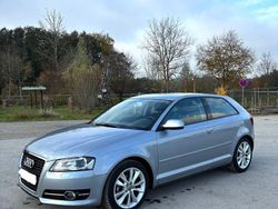 Silber Gebraucht 2011 Audi A3 Ambition Limousine | 4.190 € (Fairer Preis)