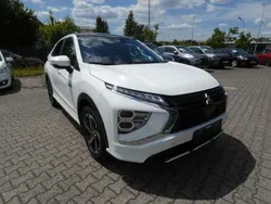 Andenweiß Gebraucht 2021 Mitsubishi Eclipse Cross Top SUV | 25.950 € (Etwas zu teuer)