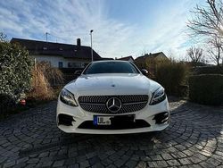 Weiß Gebraucht 2019 Mercedes C180 AMG line Limousine | 21.999 € (Etwas zu teuer)