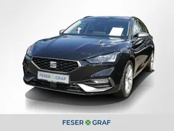Mitternachtsschwarz Gebraucht 2024 Seat Leon FR Kombi | 28.980 € (Fairer Preis)