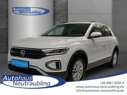 Weiß Gebraucht 2024 VW T-Roc Life SUV | 22.290 € (Superpreis)