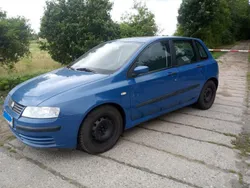 Blau Gebraucht 2002 Fiat Stilo Kleinwagen | 750 € (Guter Preis)