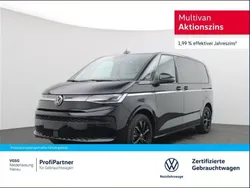 Schwarz Gebraucht 2024 VW Multivan Style Van / Kleinbus | 58.570 € (Fairer Preis)