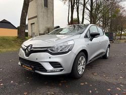 Grau Gebraucht 2019 Renault Clio IV LIMITED Limousine | 10.290 € (Fairer Preis)