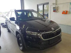 Schwarz Gebraucht 2023 Skoda Karoq Ambition SUV | 26.500 € (Guter Preis)
