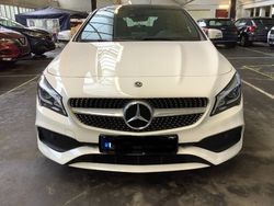 Weiß metallic Gebraucht 2018 Mercedes CLA180 AMG line Limousine | 24.000 € (Teuer)