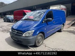 Blau Gebraucht 2014 Mercedes Vito Van / Kleinbus | 9.500 €