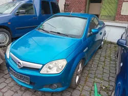 Blau Gebraucht 2005 Opel Tigra Cosmo Cabrio | 850 € (Superpreis)