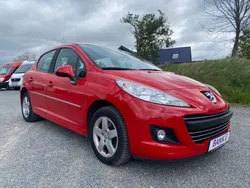 Rot Gebraucht 2011 Peugeot 207 Style Limousine | 3.780 € (Fairer Preis)