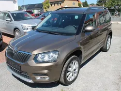 Braun Gebraucht 2016 Skoda Yeti Joy SUV | 12.990 € (Fairer Preis)