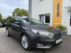 Grau Gebraucht 2018 Ford Focus Titanium Kombi | 15.885 € (Fairer Preis)