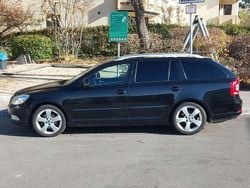 Schwarz Gebraucht 2010 Skoda Octavia Elegance Kombi | 5.600 € (Fairer Preis)