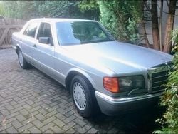 Silber Gebraucht 1985 Mercedes 260 SE Limousine | 13.900 €