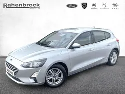 Silber Gebraucht 2021 Ford Focus Cool & Connect Limousine | 16.990 € (Guter Preis)