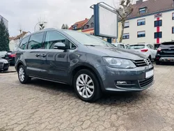 Grau Gebraucht 2014 VW Sharan Highline Van / Kleinbus | 13.200 € (Superpreis)