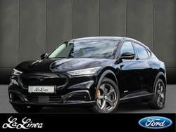 Schwarz Gebraucht 2022 Ford Mustang Mach-E Basis SUV | 28.990 € (Superpreis)