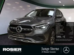 Grau / mountaingrau (metallic) Gebraucht 2023 Mercedes GLA250 Style SUV | 38.890 € (Fairer Preis)