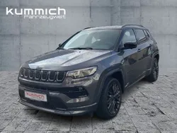 Zweifarblackierung graphite grey/dach schwarz (schwarz) Gebraucht 2021 Jeep Compass SUV | 29.900 € (Etwas zu teuer)