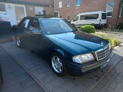 Grün Gebraucht 1997 Mercedes C230 Limousine | 3.500 € (Superpreis)