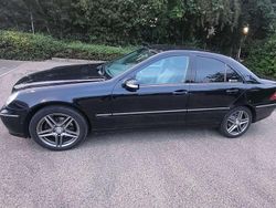 Schwarz Gebraucht 2007 Mercedes C280 Avantgarde Limousine | 9.990 €