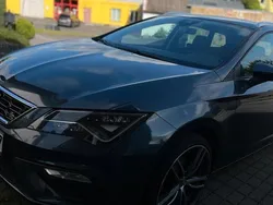 Grau Gebraucht 2020 Seat Leon FR Kombi | 15.850 € (Fairer Preis)
